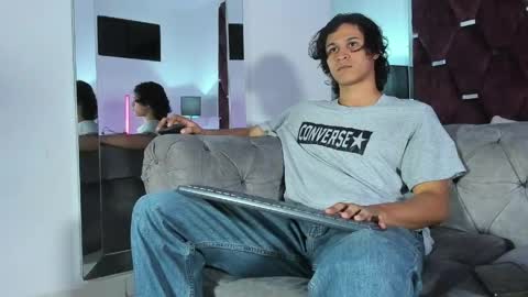 Snapshot of tonybenedetti chatting on April 2026 09:23:01 PM Tony Benedetti online show from April 2026 09:23:01 PM