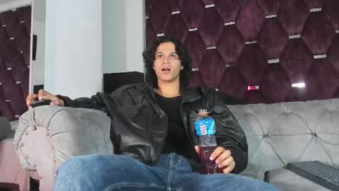 Snapshot of tonybenedetti chatting on May 2026 07:52:02 PM Tony Benedetti online show from May 2026 07:52:02 PM