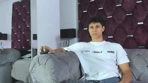 Tony Benedetti online show from June 2026 08:22:02 PM