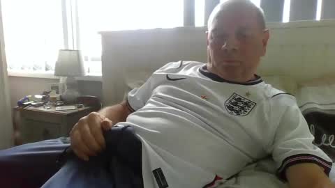 Snapshot of tonygib1962 chatting on June 2026 03:10:02 PM tonygib1962 online show from June 2026 03:10:02 PM