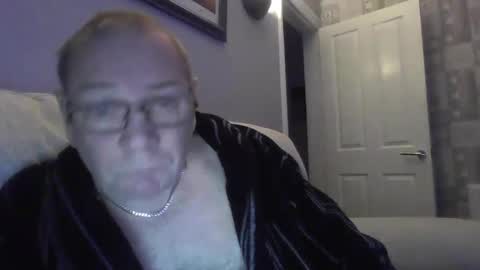 Snapshot of tonygibbson62 chatting on January 2025 12:33:01 AM tonygibbson62 online show from January 2025 12:33:01 AM