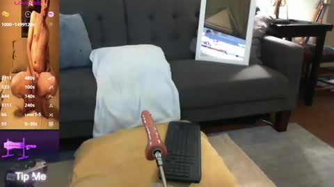 Snapshot of tonyluv3000 chatting on September 2025 02:32:01 PM Tony Luv Fuck Machine online show from September 2025 02:32:01 PM