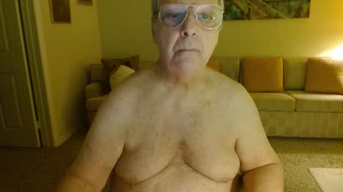 Snapshot of tonysview12000 chatting on February 2026 02:08:02 AM tonysview12000 online show from February 2026 02:08:02 AM