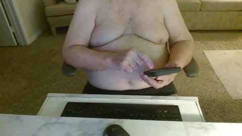 Snapshot of tonysview12000 chatting on February 2026 12:22:02 AM tonysview12000 online show from February 2026 12:22:02 AM