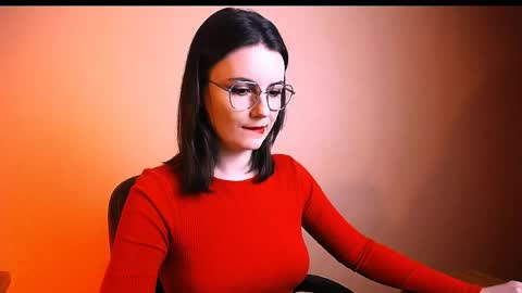 Elizabeth online show from April 2026 05:14:01 PM