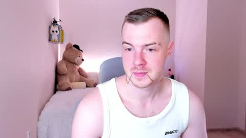 toohornyserj online show from January 2025 12:52:02 AM