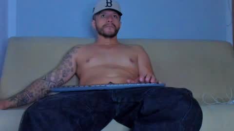 Snapshot of toonnydee chatting on January 2025 01:45:02 AM Tony Dee online show from January 2025 01:45:02 AM