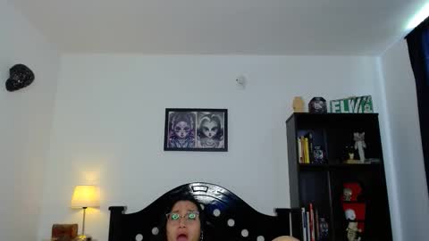 toothyy online show from May 2026 02:45:01 PM