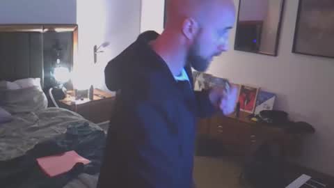 tootsybird online show from March 2026 12:10:01 AM