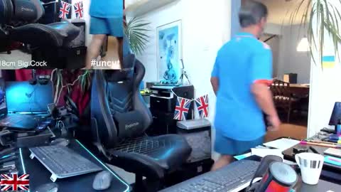 topalphaboss online show from December 2025 04:49:02 PM