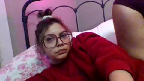 Snapshot of topangapink chatting on November 2025 06:35:02 AM Topanga online show from November 2025 06:35:02 AM