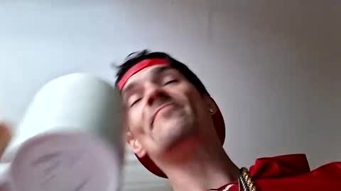 SagMeOreduceMe online show from April 2026 11:25:02 AM
