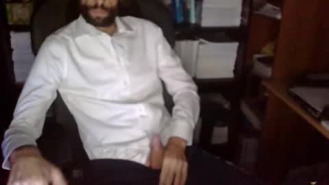 Snapshot of topg84 chatting on September 2025 05:16:02 PM Topg84 online show from September 2025 05:16:02 PM