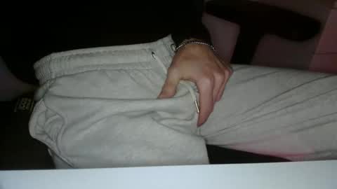 Snapshot of topg84 chatting on December 2025 04:47:01 PM Topg84 online show from December 2025 04:47:01 PM