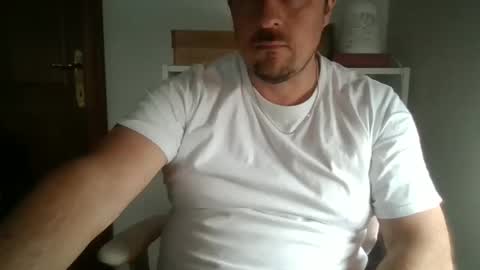 Snapshot of tophunk84 chatting on March 2026 11:01:02 AM tophunk84 online show from March 2026 11:01:02 AM