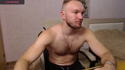 Glebaty online show from October 2025 11:31:01 AM