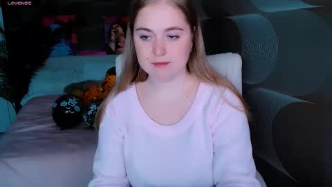 tori_blond online show from November 2025 07:38:02 AM