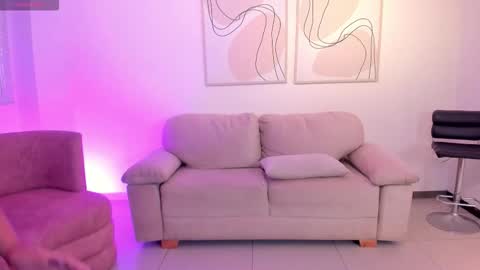 Snapshot of toricross1 chatting on October 2025 01:11:01 PM Tori Cross online show from October 2025 01:11:01 PM