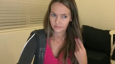 Tori Ryann online show from December 2024 11:18:01 AM