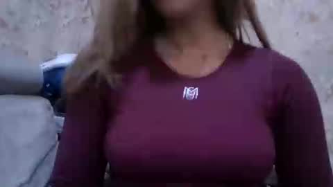 Red online show from November 2025 05:42:01 PM