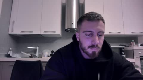 Snapshot of toro_arrapato chatting on December 2024 08:18:01 PM toro_arrapato online show from December 2024 08:18:01 PM