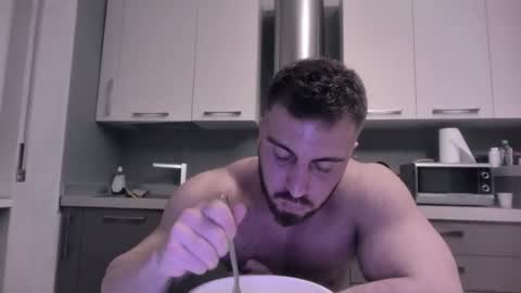 Snapshot of toro_arrapato chatting on December 2024 01:53:01 AM toro_arrapato online show from December 2024 01:53:01 AM