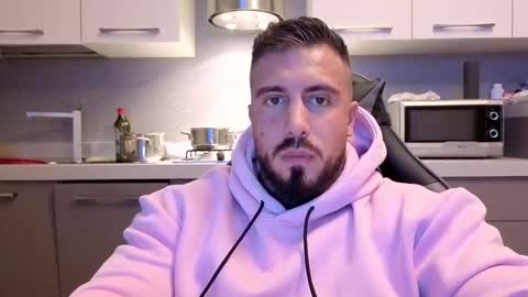 Snapshot of toro_arrapato chatting on October 2025 11:02:01 PM toro_arrapato online show from October 2025 11:02:01 PM