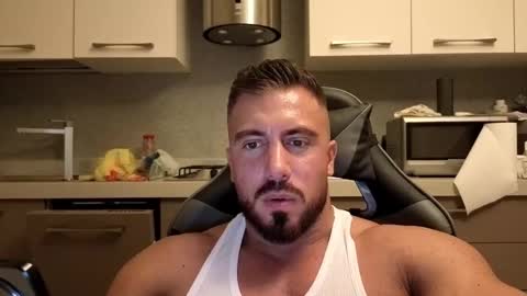 Snapshot of toro_arrapato chatting on October 2025 11:39:01 PM toro_arrapato online show from October 2025 11:39:01 PM