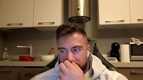 Snapshot of toro_arrapato chatting on October 2025 03:56:02 PM toro_arrapato online show from October 2025 03:56:02 PM