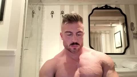 Snapshot of toro_arrapato chatting on November 2025 11:38:02 PM toro_arrapato online show from November 2025 11:38:02 PM