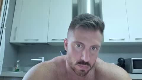 toro_arrapato online show from June 2026 01:00:02 PM