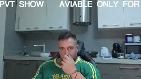 Snapshot of toro_arrapato chatting on June 2026 12:35:01 AM toro_arrapato online show from June 2026 12:35:01 AM