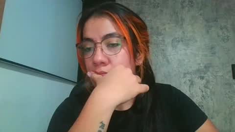 Snapshot of torres_karla chatting on April 2026 02:39:01 AM karla online show from April 2026 02:39:01 AM