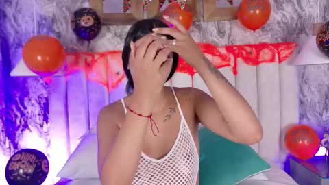 Ana Maria  online show from October 2025 11:44:02 AM