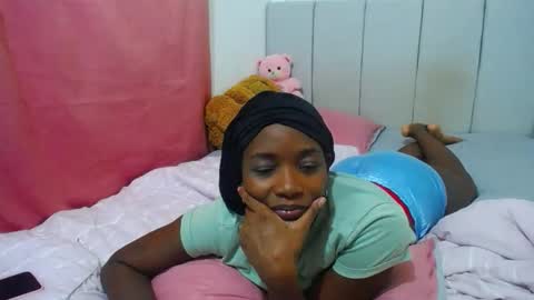 tory_montannaxx online show from May 2026 05:02:02 AM