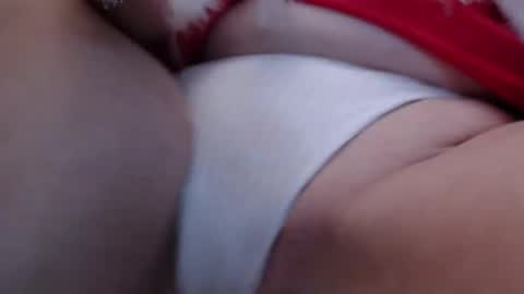Snapshot of total_aussie_milfs chatting on December 2024 01:48:02 AM Milly online show from December 2024 01:48:02 AM