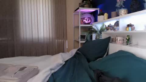 Snapshot of total_aussie_milfs chatting on May 2026 11:22:01 PM Milly online show from May 2026 11:22:01 PM