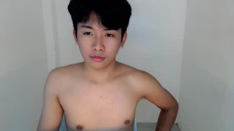 Snapshot of totalbabe1x chatting on March 2025 02:12:01 PM totalbabe1x online show from March 2025 02:12:01 PM