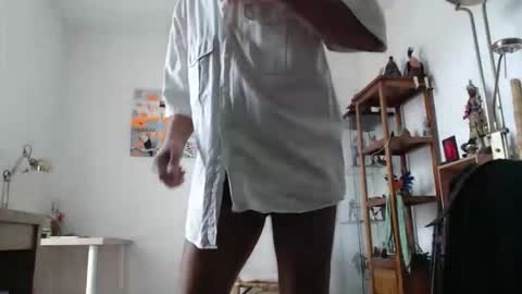 Snapshot of tounu45 chatting on September 2025 02:16:02 PM Tounu45 online show from September 2025 02:16:02 PM