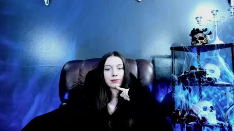 toxicdomme online show from April 2026 07:05:01 PM
