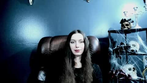toxicdomme online show from April 2026 06:25:01 PM