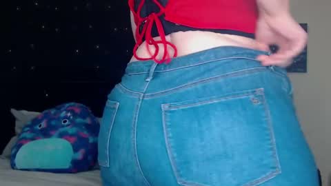 Lilly Miss Mistress Goddess Maam Queen Boss online show from December 2024 09:24:01 AM