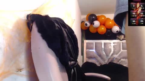 toxca69 online show from October 2025 06:36:01 AM