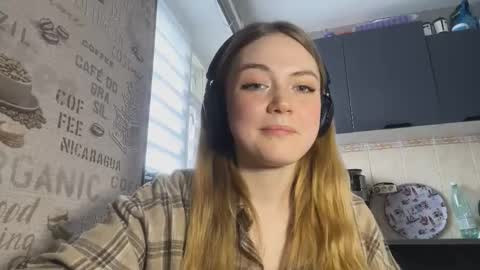 Mia online show from February 2026 08:30:02 AM