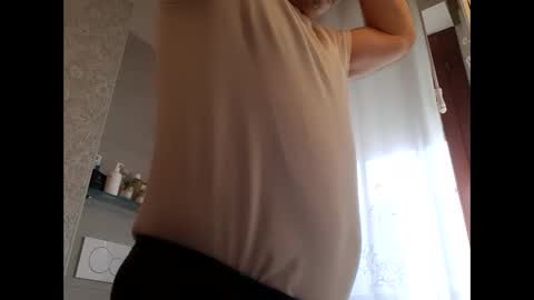 Snapshot of tra649167 chatting on December 2025 01:31:02 PM tra649167 online show from December 2025 01:31:02 PM