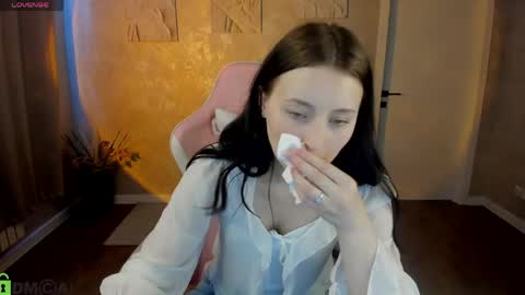tracey_gill online show from June 2026 09:10:02 AM