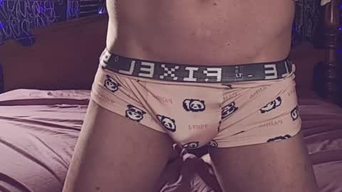 Snapshot of trailer_made chatting on October 2025 03:21:02 AM Ethan Nash online show from October 2025 03:21:02 AM