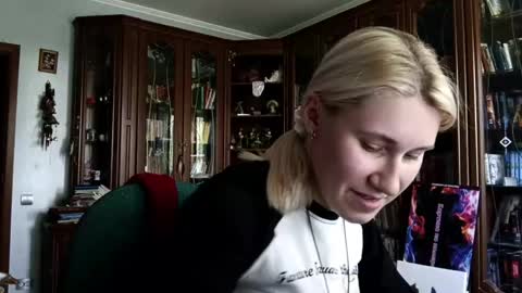 Lesly online show from June 2026 08:24:02 AM