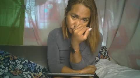 transhottie28 online show from February 2025 10:25:01 PM