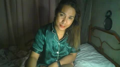 transhottie28 online show from September 2025 08:09:02 PM